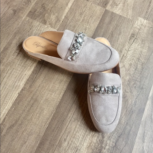 Sweet Xylia Shoes - ‘Hannah’Gray Rhinestone SlipOn Loafer